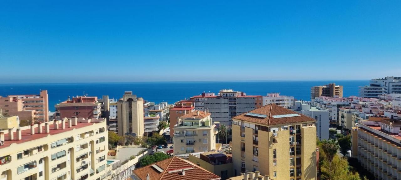 APARTAMENTO CENTRAL con 1 DORMITORIO, 3 PERSONAS con VISTAS Torremolinos Esterno foto